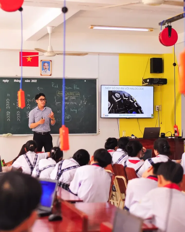 Học viên thuyết trình